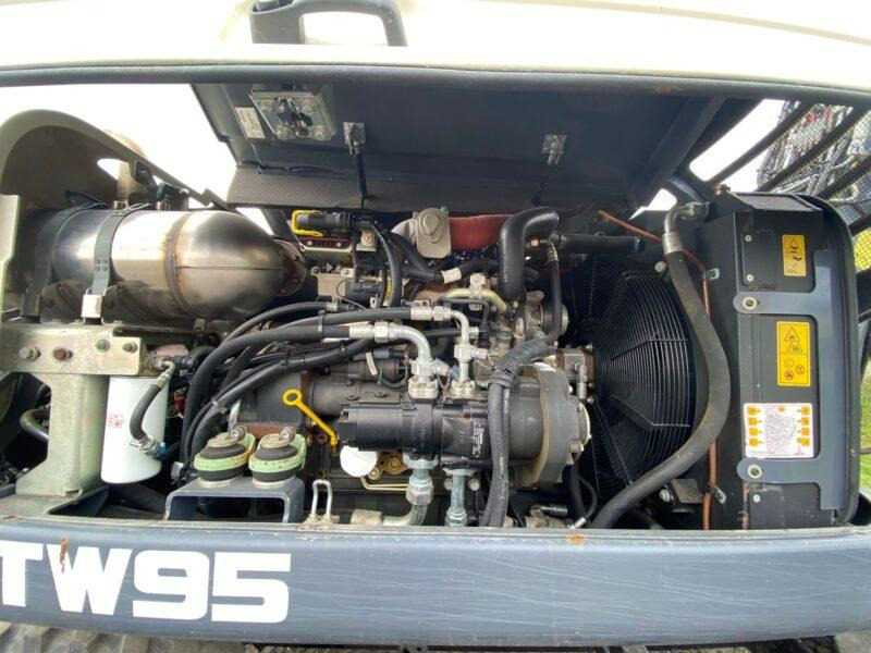 Terex TW95 - حفارة على عجلات: صور 4 Terex TW95 - حفارة على عجلات: صور 4