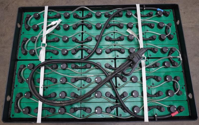 HOPPECKE 80 Volt 4 PzS 500 Ah - البطارية - معدات المناولة: صور 3 HOPPECKE 80 Volt 4 PzS 500 Ah - البطارية - معدات المناولة: صور 3