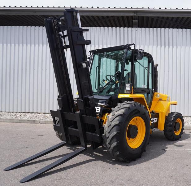 Jcb 940-4 - شاحنات الطرق الوعرة: صور 1 Jcb 940-4 - شاحنات الطرق الوعرة: صور 1