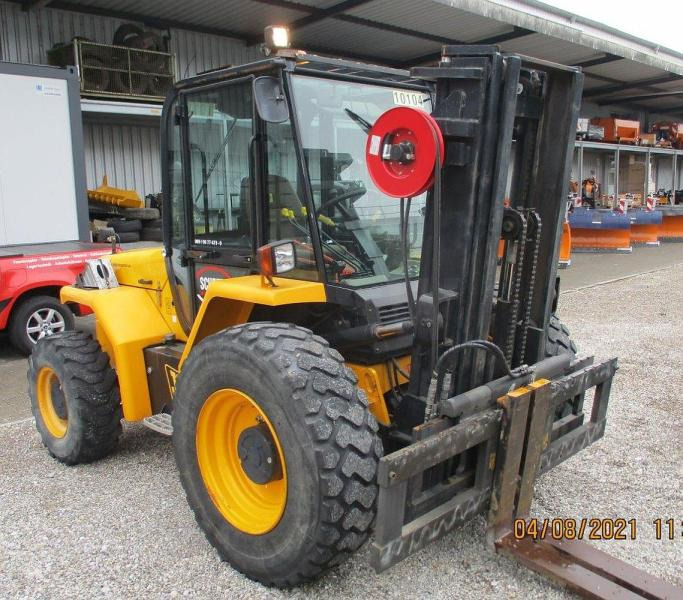 Jcb 940-4 - شاحنات الطرق الوعرة: صور 1 Jcb 940-4 - شاحنات الطرق الوعرة: صور 1