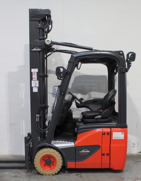 Linde E 12 EVO 386-02 - رافعة شوكية كهربائية: صور 4 Linde E 12 EVO 386-02 - رافعة شوكية كهربائية: صور 4