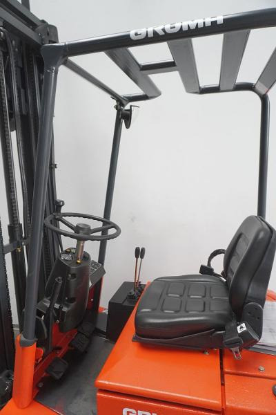 Linde E 12 Z 324 - رافعة شوكية كهربائية: صور 3 Linde E 12 Z 324 - رافعة شوكية كهربائية: صور 3