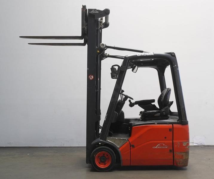 Linde E 15 386 - رافعة شوكية كهربائية: صور 4 Linde E 15 386 - رافعة شوكية كهربائية: صور 4