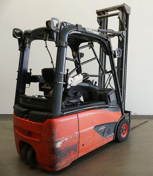 Linde E 16 EVO 386-02 - رافعة شوكية كهربائية: صور 2 Linde E 16 EVO 386-02 - رافعة شوكية كهربائية: صور 2
