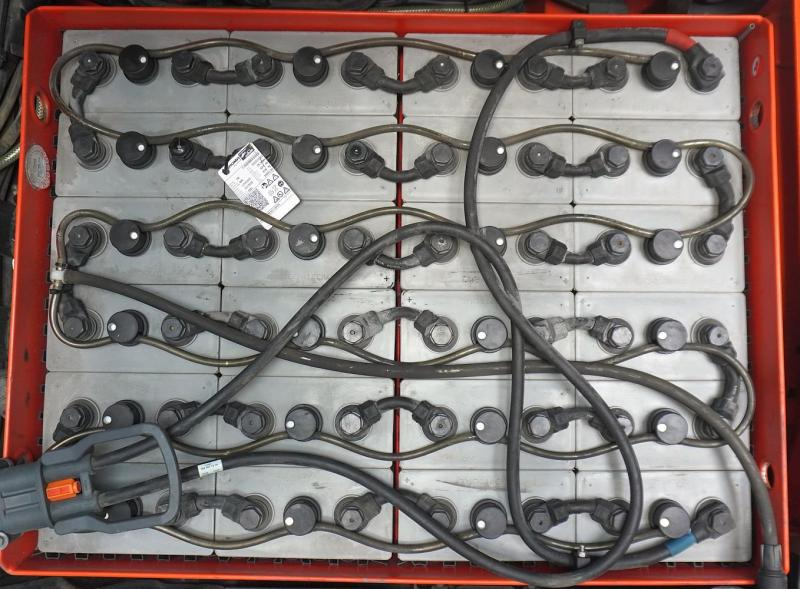 Linde E 18 EVO 386-02 - رافعة شوكية كهربائية: صور 5 Linde E 18 EVO 386-02 - رافعة شوكية كهربائية: صور 5