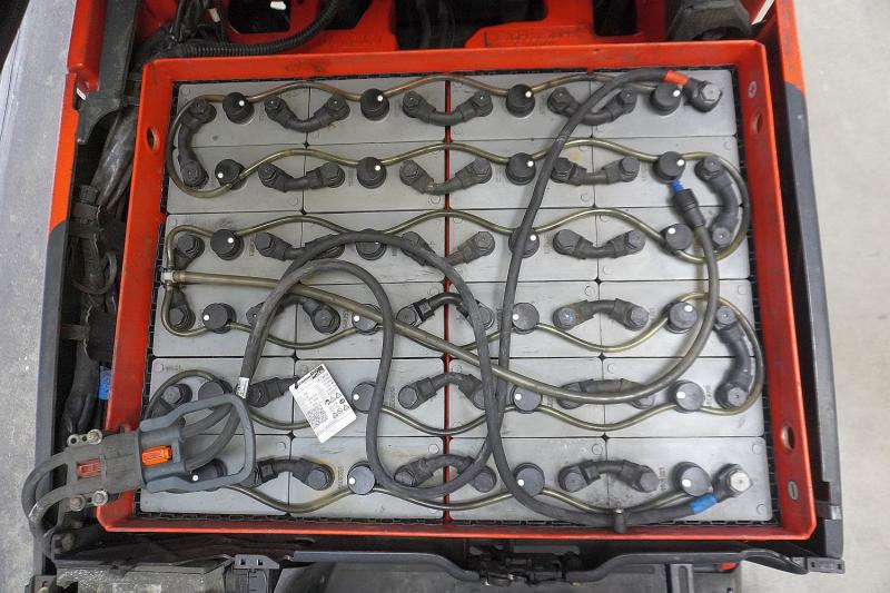 Linde E 18 PH EVO 386-02 - رافعة شوكية كهربائية: صور 5 Linde E 18 PH EVO 386-02 - رافعة شوكية كهربائية: صور 5