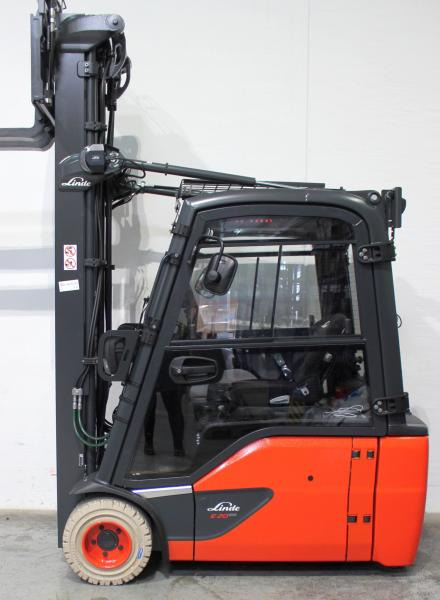 Linde E 20 L EVO 386-02 - رافعة شوكية كهربائية: صور 4 Linde E 20 L EVO 386-02 - رافعة شوكية كهربائية: صور 4