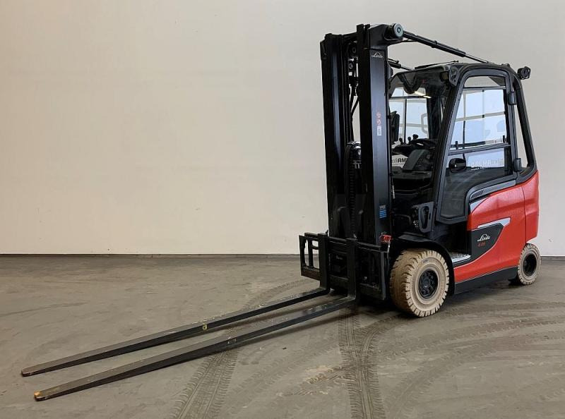 Linde E 25/600 H 1252 - رافعة شوكية كهربائية: صور 1 Linde E 25/600 H 1252 - رافعة شوكية كهربائية: صور 1