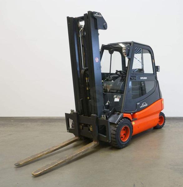 Linde E 25 EX S 336-31 - رافعة شوكية كهربائية: صور 1 Linde E 25 EX S 336-31 - رافعة شوكية كهربائية: صور 1