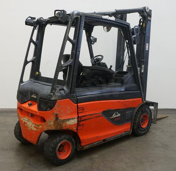 Linde E 25 L 387 - رافعة شوكية كهربائية: صور 2 Linde E 25 L 387 - رافعة شوكية كهربائية: صور 2