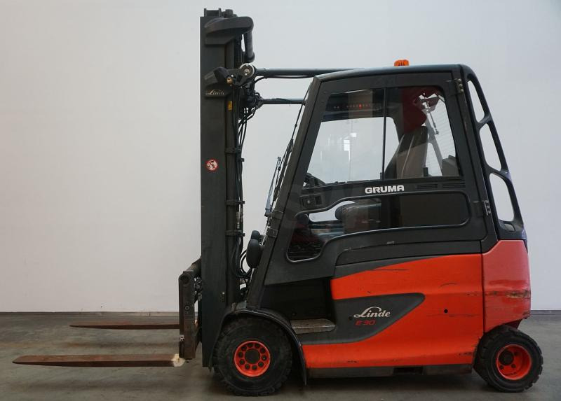 Linde E 30/600 HL 387 - رافعة شوكية كهربائية: صور 4 Linde E 30/600 HL 387 - رافعة شوكية كهربائية: صور 4