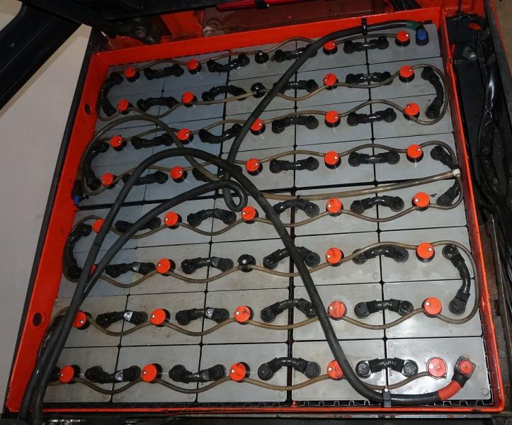 Linde E 50/600 HL 388 - رافعة شوكية كهربائية: صور 5 Linde E 50/600 HL 388 - رافعة شوكية كهربائية: صور 5