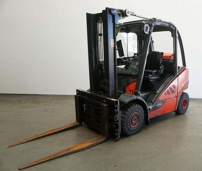 Linde H 25 T EVO 392-02 - رافعة شوكية تعمل بالغاز: صور 1 Linde H 25 T EVO 392-02 - رافعة شوكية تعمل بالغاز: صور 1