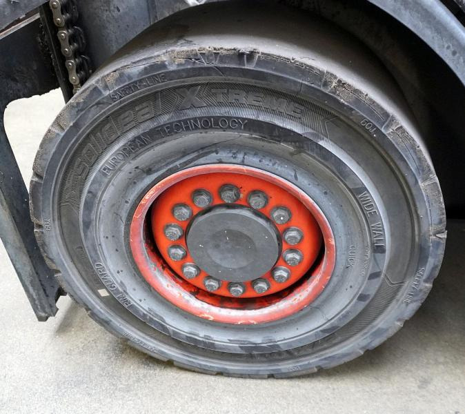 Linde H 35 D EVO 393-02 - رافعة شوكية ديزل: صور 5 Linde H 35 D EVO 393-02 - رافعة شوكية ديزل: صور 5