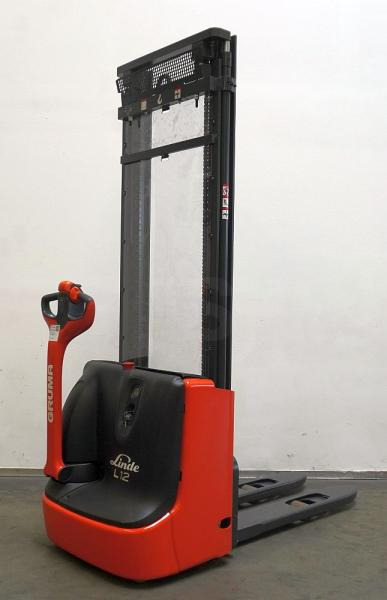 Linde L 12 1172-01 - معدات تكديس: صور 1 Linde L 12 1172-01 - معدات تكديس: صور 1