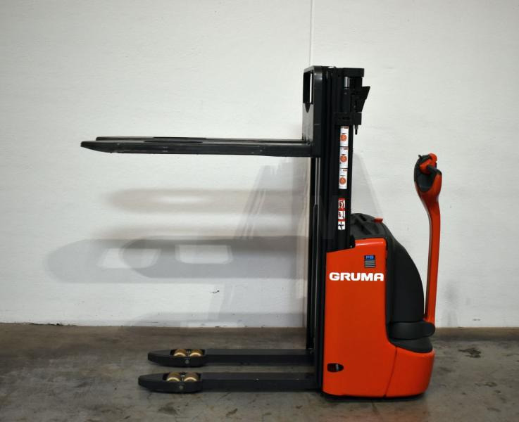 Linde L 12 1172-01 - معدات تكديس: صور 3 Linde L 12 1172-01 - معدات تكديس: صور 3