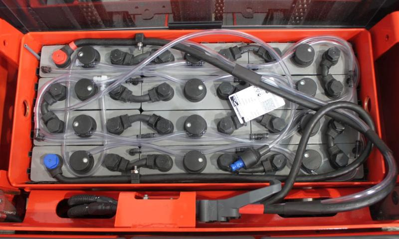 Linde L 14 AP i 1173-01 - معدات تكديس: صور 5 Linde L 14 AP i 1173-01 - معدات تكديس: صور 5