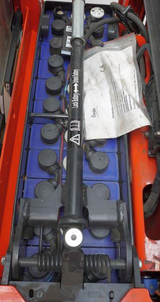 Linde L 14 AP i 1173 - معدات تكديس: صور 4 Linde L 14 AP i 1173 - معدات تكديس: صور 4