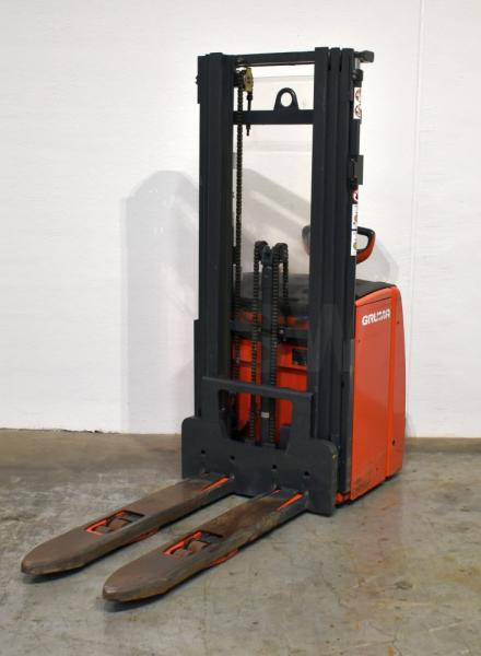 Linde L 14 i 1173-00 - معدات تكديس: صور 2 Linde L 14 i 1173-00 - معدات تكديس: صور 2