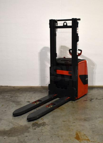 Linde L 14 i 1173 - معدات تكديس: صور 2 Linde L 14 i 1173 - معدات تكديس: صور 2
