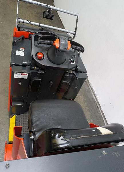 Linde P 50 C 1190 - جرار السحب الكهربائي: صور 3 Linde P 50 C 1190 - جرار السحب الكهربائي: صور 3