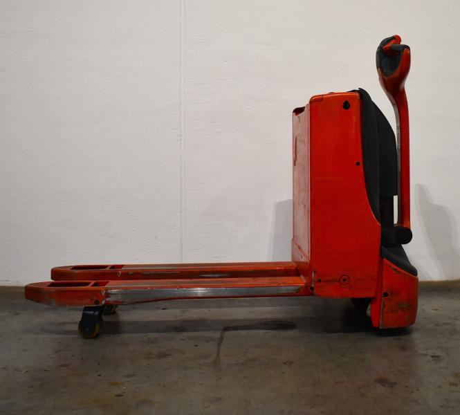 Linde T 16 1152 - معدات الرفع منخفض المستوى: صور 3 Linde T 16 1152 - معدات الرفع منخفض المستوى: صور 3