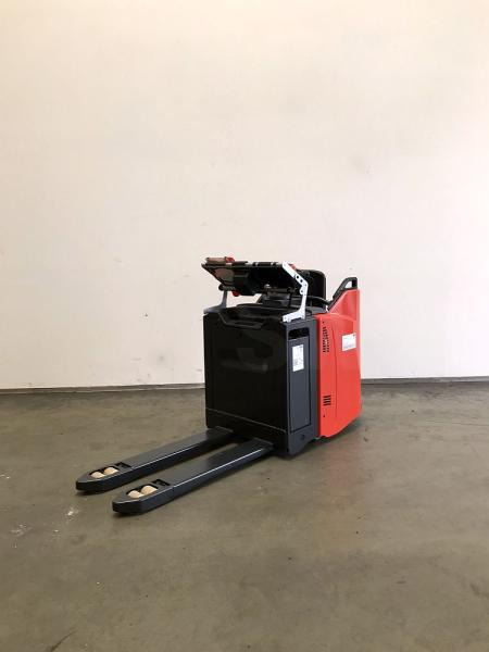 Linde T 20 SP 131-08 - معدات الرفع منخفض المستوى: صور 2 Linde T 20 SP 131-08 - معدات الرفع منخفض المستوى: صور 2