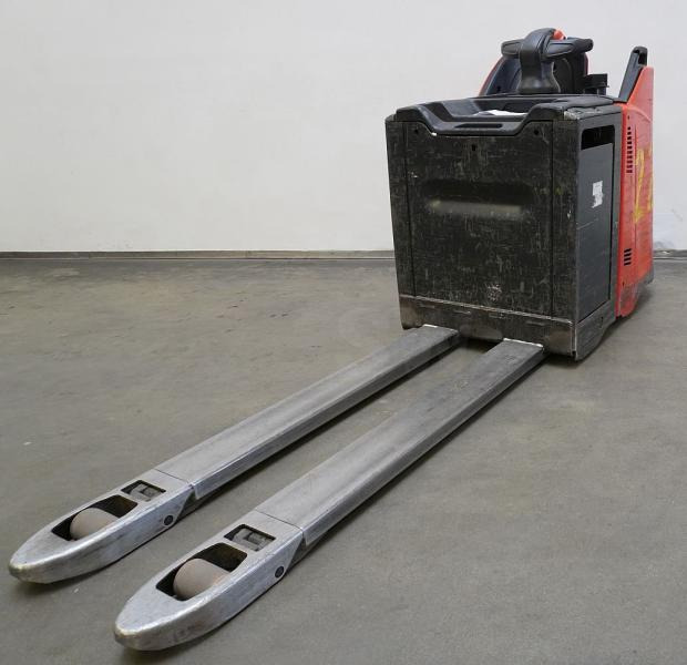 Linde T 20 SP 131 - معدات الرفع منخفض المستوى: صور 2 Linde T 20 SP 131 - معدات الرفع منخفض المستوى: صور 2