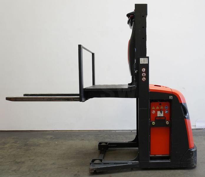 Linde V 10 5212 - رافعة شوكية كهربائية: صور 4 Linde V 10 5212 - رافعة شوكية كهربائية: صور 4