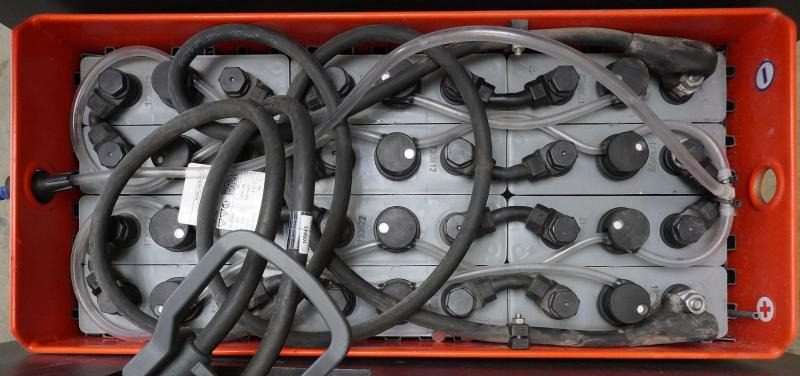 Linde V 10 5212 - رافعة شوكية كهربائية: صور 5 Linde V 10 5212 - رافعة شوكية كهربائية: صور 5