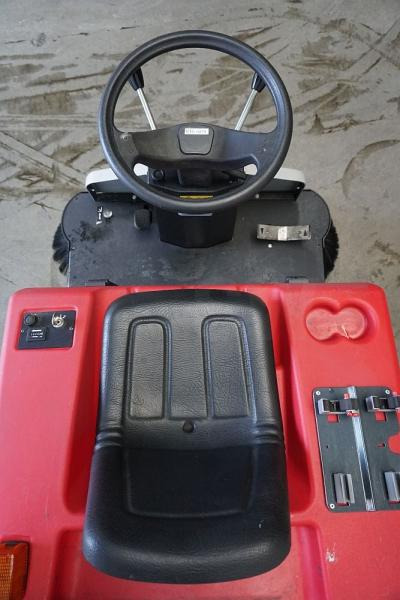 MOTOSCOPA SWEEPER SWEEP 71 V Plus - كناسة المناطق الصناعية: صور 3 MOTOSCOPA SWEEPER SWEEP 71 V Plus - كناسة المناطق الصناعية: صور 3