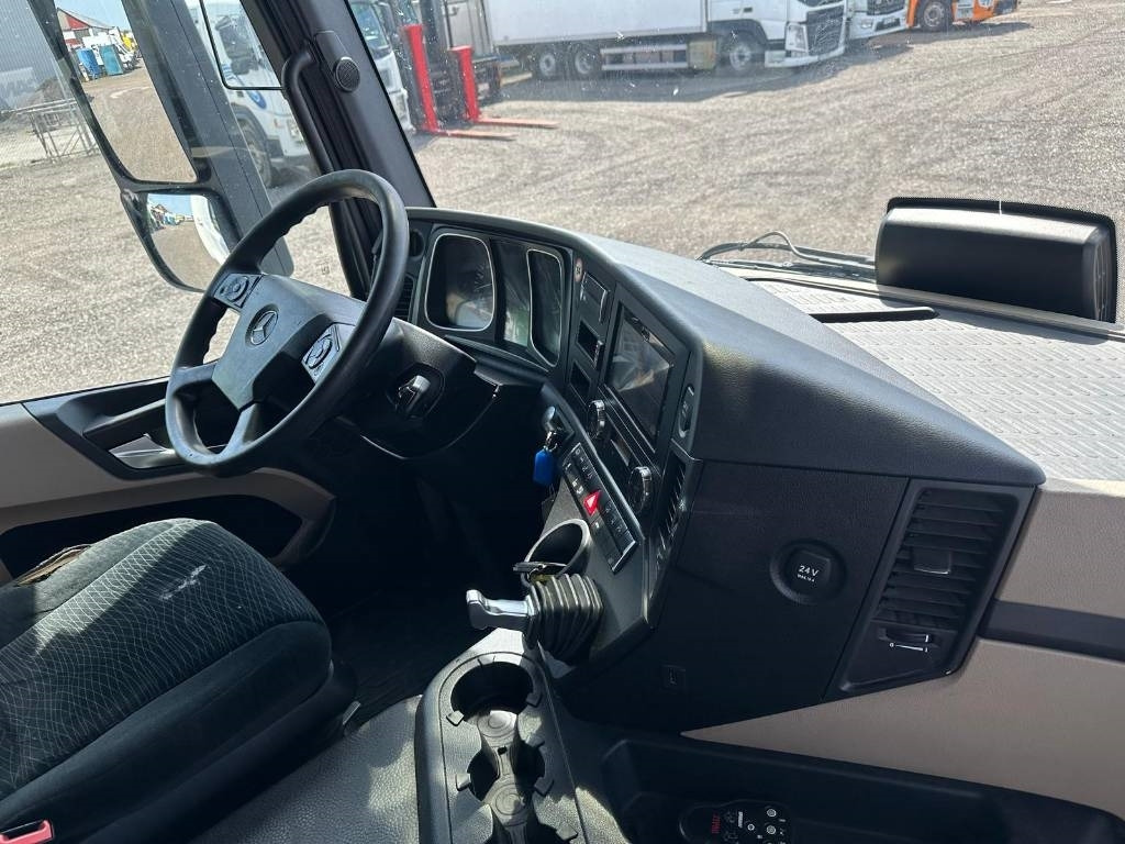 Mercedes-Benz ACTROS 2546 serie 1777 - مبردة شاحنة: صور 3 Mercedes-Benz ACTROS 2546 serie 1777 - مبردة شاحنة: صور 3
