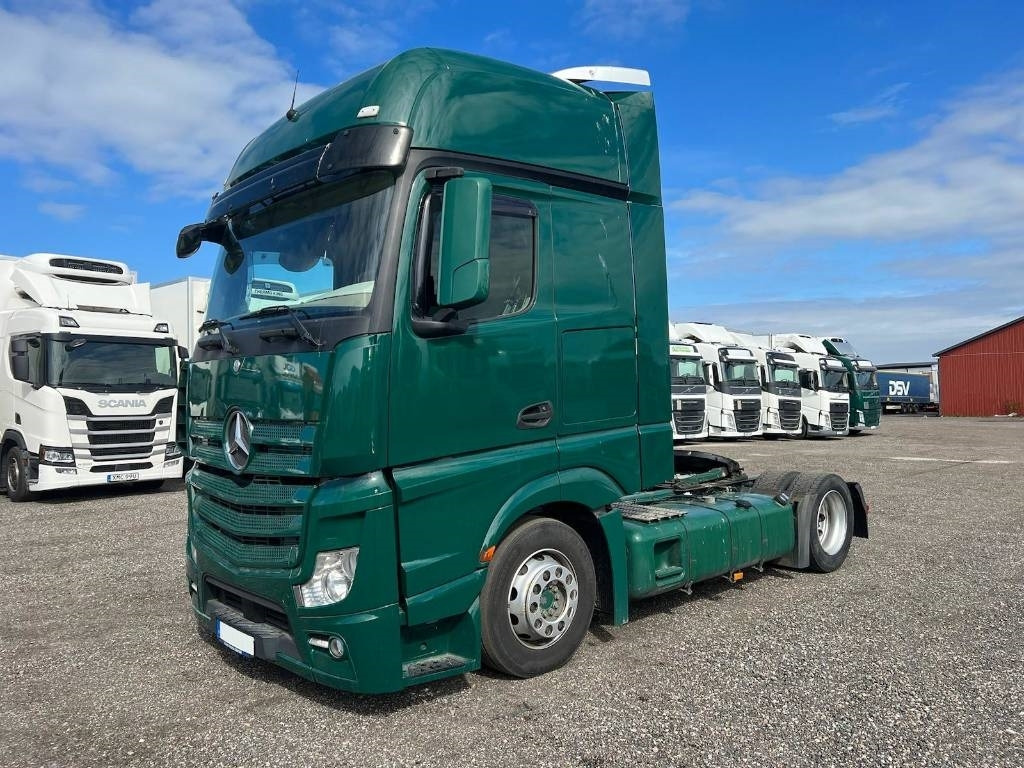 Mercedes-Benz Actros 4x2 serie 0161 - شاحنة جرار: صور 1 Mercedes-Benz Actros 4x2 serie 0161 - شاحنة جرار: صور 1