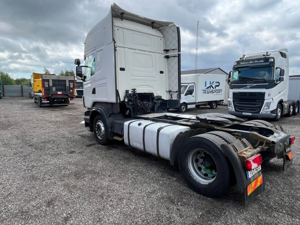 Scania R 400 SERIE NR 3647 - شاحنة جرار: صور 5 Scania R 400 SERIE NR 3647 - شاحنة جرار: صور 5