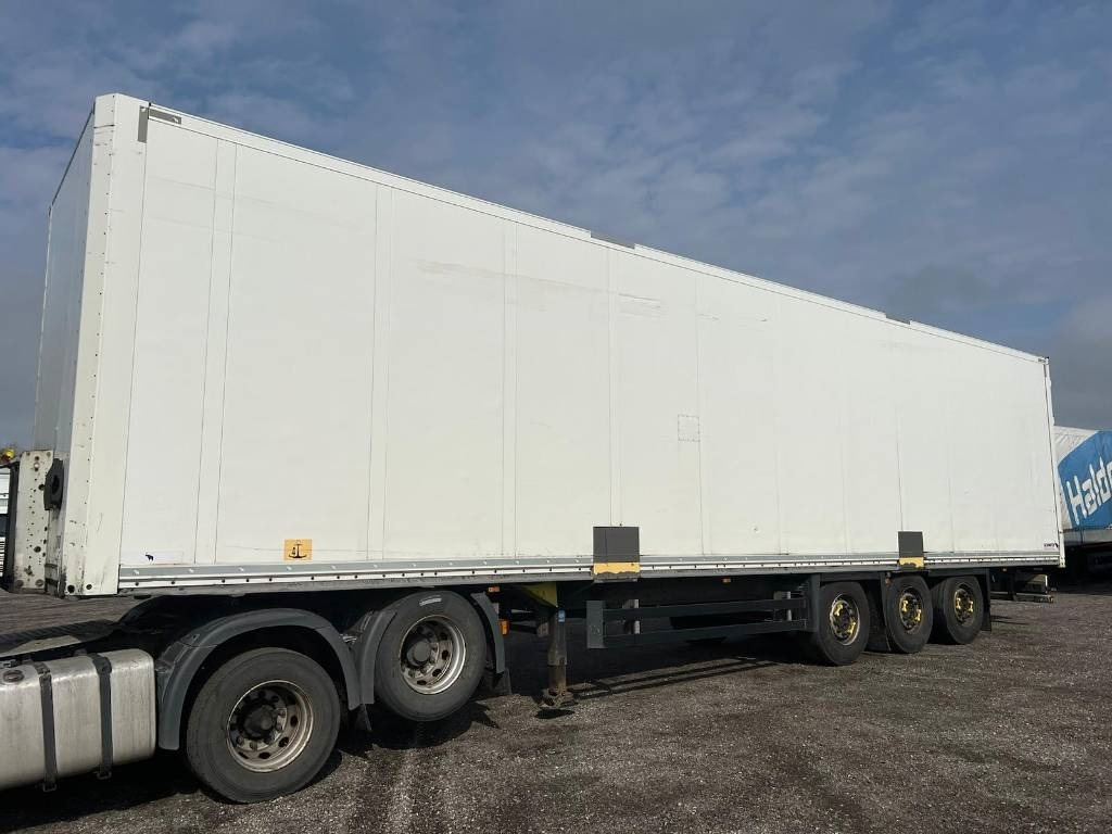 Schmitz Cargobull serie 2615 - بصندوق مغلق نصف مقطورة: صور 2 Schmitz Cargobull serie 2615 - بصندوق مغلق نصف مقطورة: صور 2