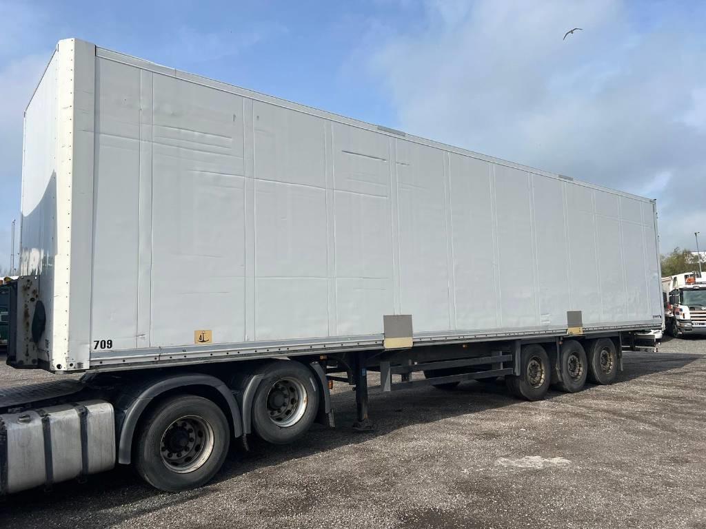 Schmitz Cargobull serie 2616 - بصندوق مغلق نصف مقطورة: صور 1 Schmitz Cargobull serie 2616 - بصندوق مغلق نصف مقطورة: صور 1