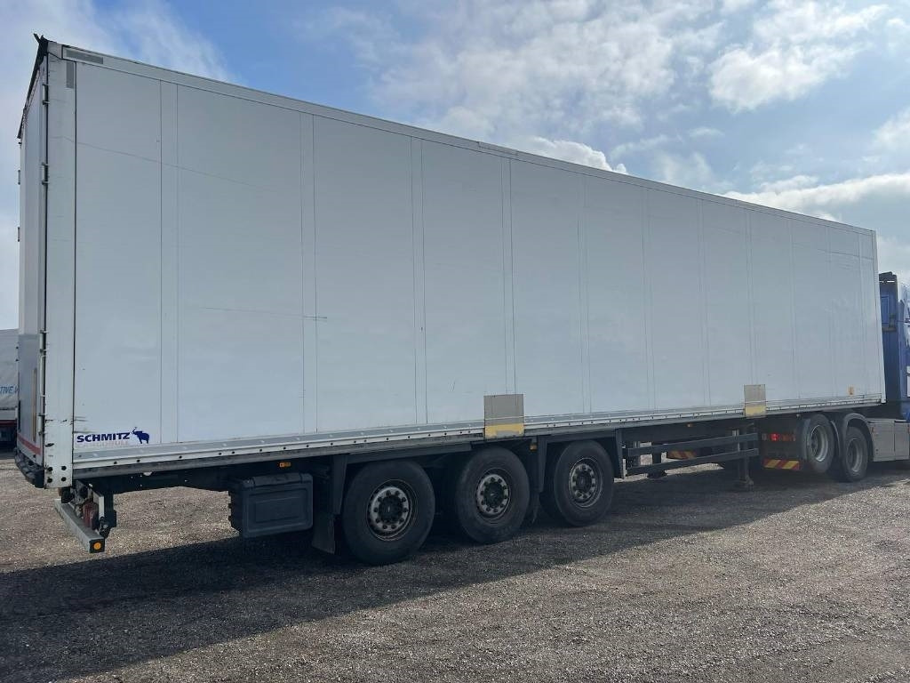 Schmitz Cargobull serie 2616 - بصندوق مغلق نصف مقطورة: صور 3 Schmitz Cargobull serie 2616 - بصندوق مغلق نصف مقطورة: صور 3