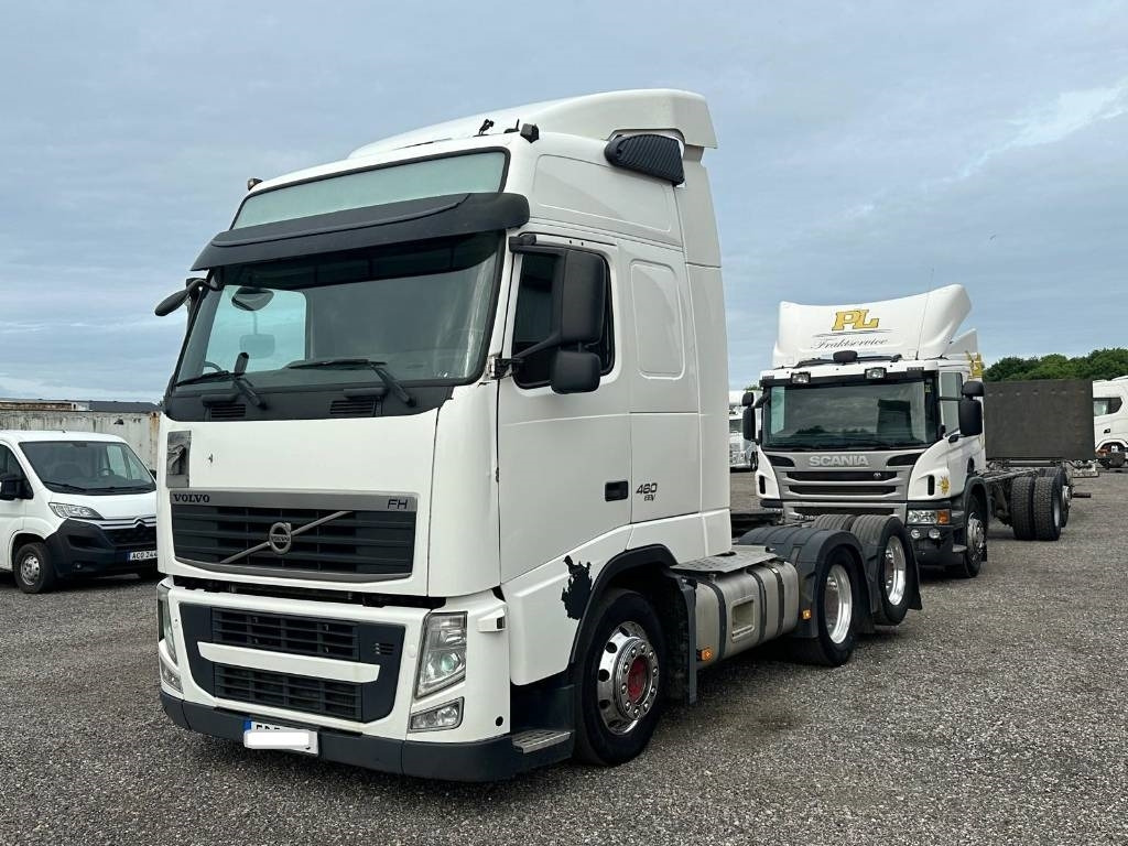 Volvo FH 6*2 serie 1178 - شاحنة جرار: صور 1 Volvo FH 6*2 serie 1178 - شاحنة جرار: صور 1