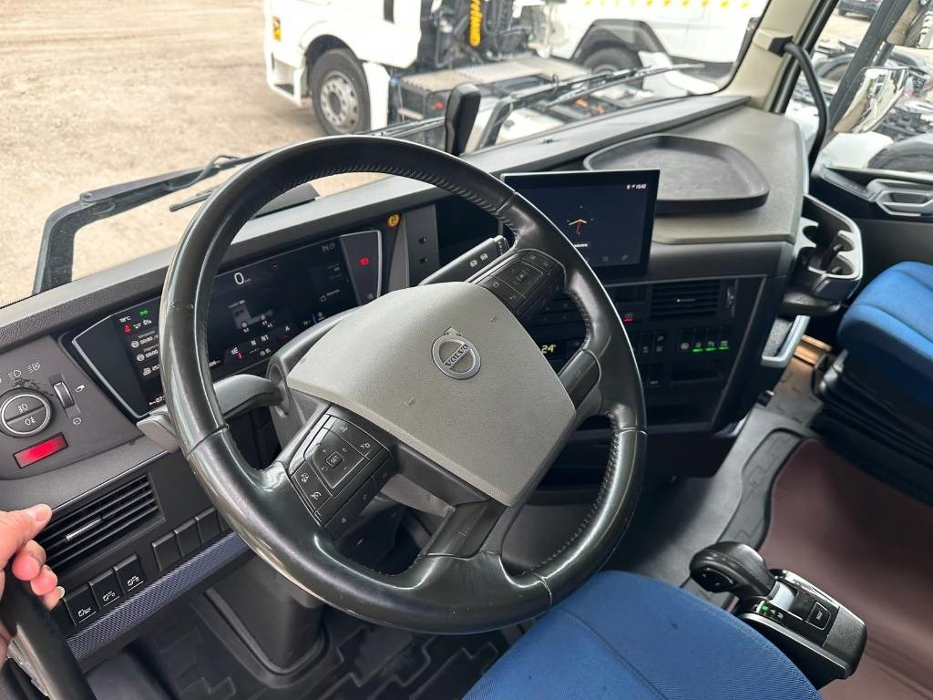 Volvo FH 62 TT serie nr 2251 - شاحنة جرار: صور 5 Volvo FH 62 TT serie nr 2251 - شاحنة جرار: صور 5