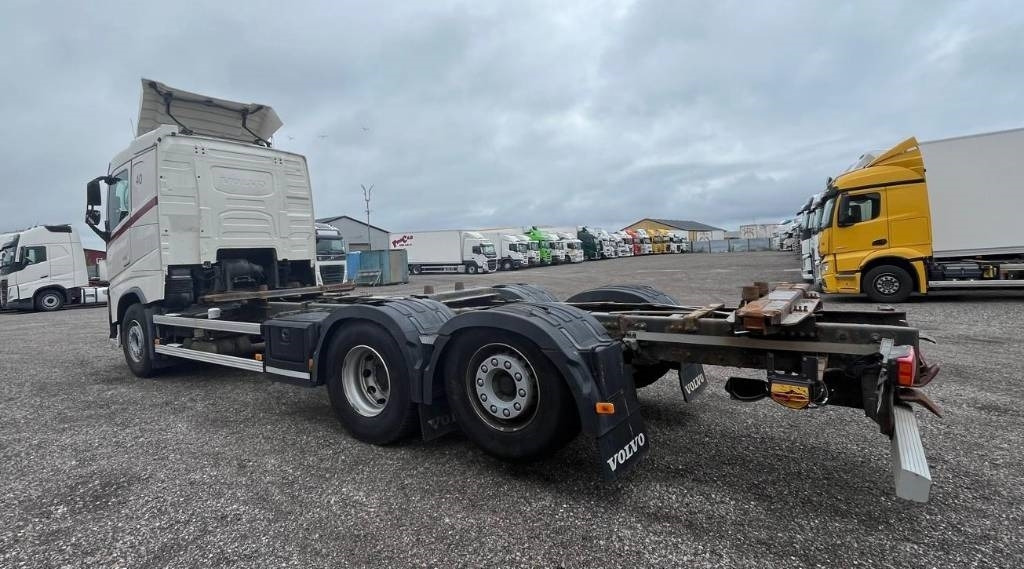 Volvo VOLVO FH 6*2 serie nr 3248 - شاحنات الحاويات/ جسم علوي قابل للتغيير شاحنة: صور 4 Volvo VOLVO FH 6*2 serie nr 3248 - شاحنات الحاويات/ جسم علوي قابل للتغيير شاحنة: صور 4