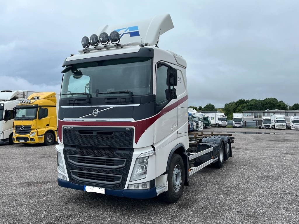 Volvo VOLVO FH 6*2 serie nr 3248 - شاحنات الحاويات/ جسم علوي قابل للتغيير شاحنة: صور 1 Volvo VOLVO FH 6*2 serie nr 3248 - شاحنات الحاويات/ جسم علوي قابل للتغيير شاحنة: صور 1