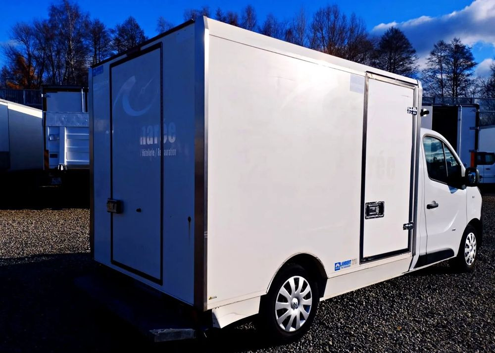 Opel Vivaro Chłodnia 125KM 2 Komory 2 zasilania chłodni - الشاحنات الصغيرة المبردة: صور 4 Opel Vivaro Chłodnia 125KM 2 Komory 2 zasilania chłodni - الشاحنات الصغيرة المبردة: صور 4