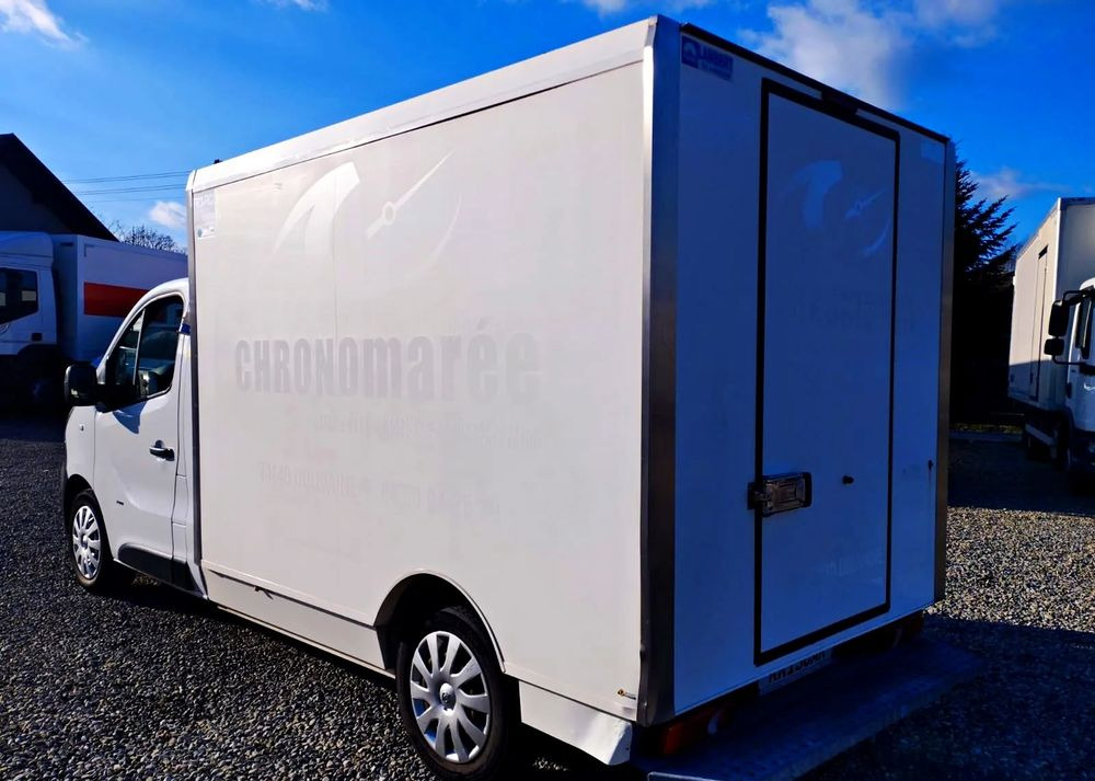 Opel Vivaro Chłodnia 125KM 2 Komory 2 zasilania chłodni - الشاحنات الصغيرة المبردة: صور 5 Opel Vivaro Chłodnia 125KM 2 Komory 2 zasilania chłodni - الشاحنات الصغيرة المبردة: صور 5