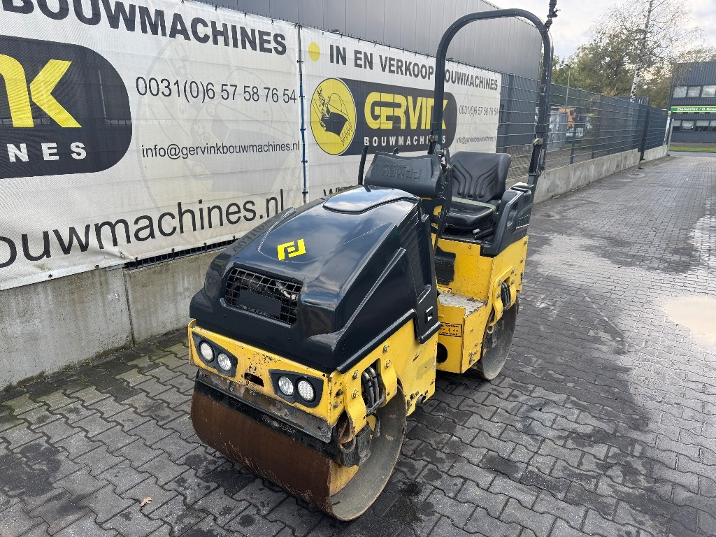 Bomag BW 80 AD-5 - مدحلة الأسفلت: صور 1 Bomag BW 80 AD-5 - مدحلة الأسفلت: صور 1