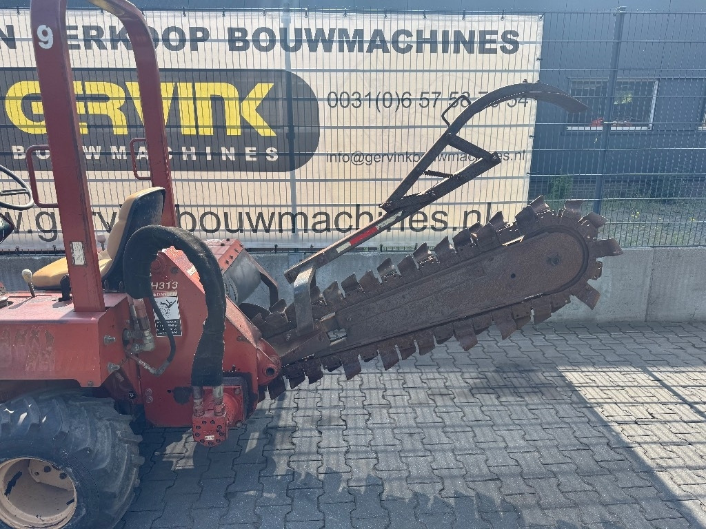 Ditch Witch 3700 DD - خندقکن: صور 4 Ditch Witch 3700 DD - خندقکن: صور 4