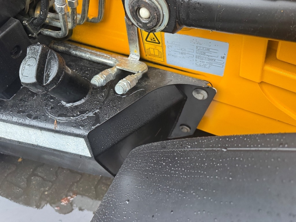 حفار متعدد الاستخدام JCB 3CX compact: صور 14 حفار متعدد الاستخدام JCB 3CX compact: صور 14