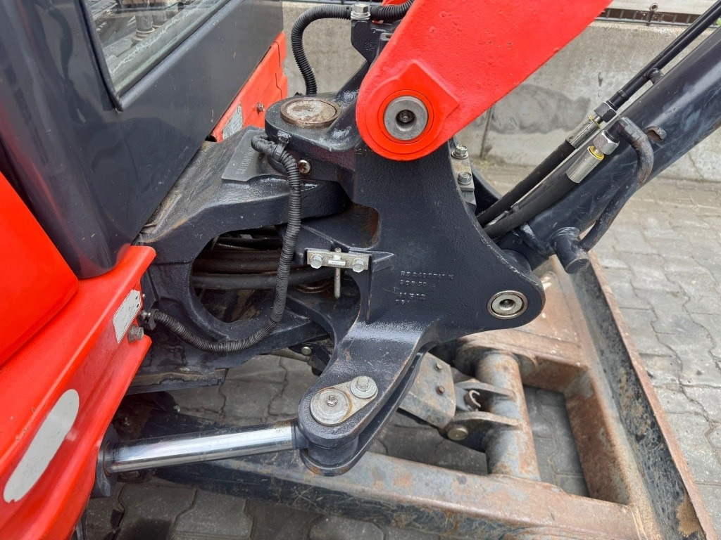 Kubota KX 71-3 - حفارة مصغرة: صور 5 Kubota KX 71-3 - حفارة مصغرة: صور 5