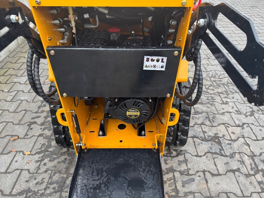 LT T360 - اللودر المجنزر: صور 5 LT T360 - اللودر المجنزر: صور 5