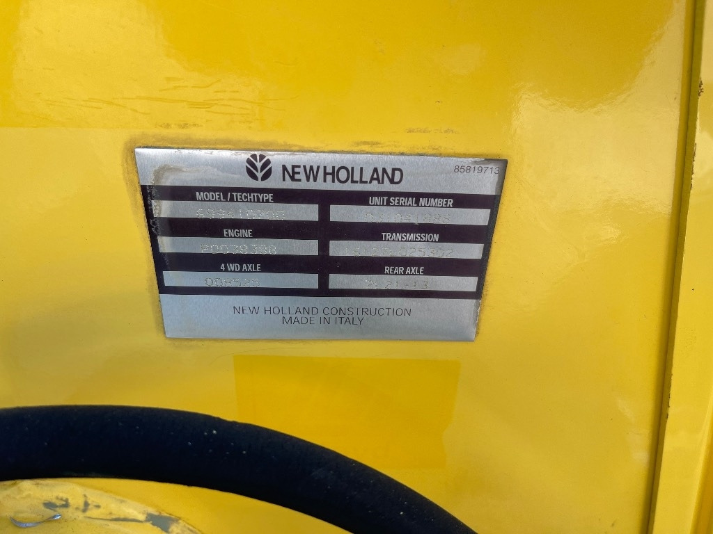 New Holland LB 110 - حفار متعدد الاستخدام: صور 5 New Holland LB 110 - حفار متعدد الاستخدام: صور 5