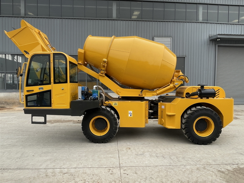 QINGDAO PROMISING 3.5CBM Concrete Mixer Truck with Self-Loading Bucket CML350 - شاحنة خلاطة خرسانة: صور 1 QINGDAO PROMISING 3.5CBM Concrete Mixer Truck with Self-Loading Bucket CML350 - شاحنة خلاطة خرسانة: صور 1